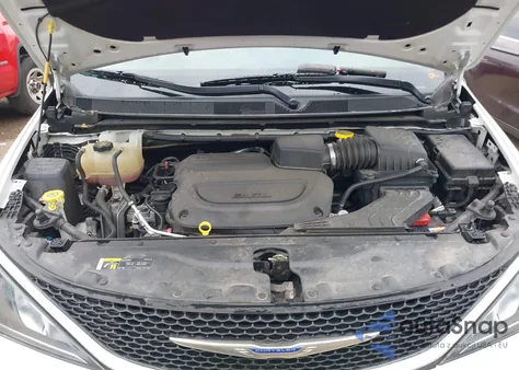 2020 Chrysler Pacifica Limited z USA, uszkodzony, nr VIN 2C4RC1GG6LR171515